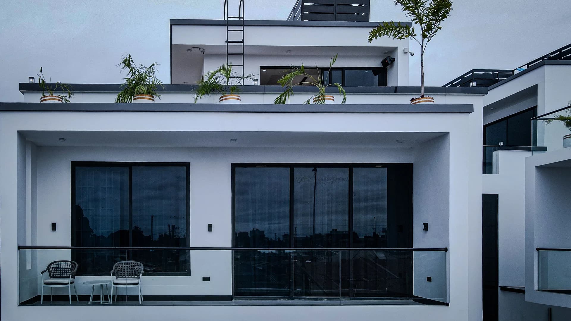 Master Apartment